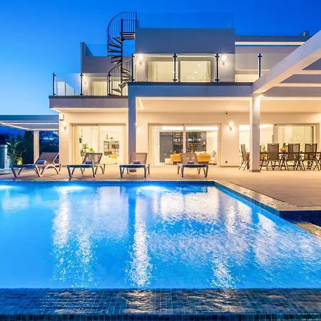 Villapadierna Solstice Sanctuary Villa Estepona
